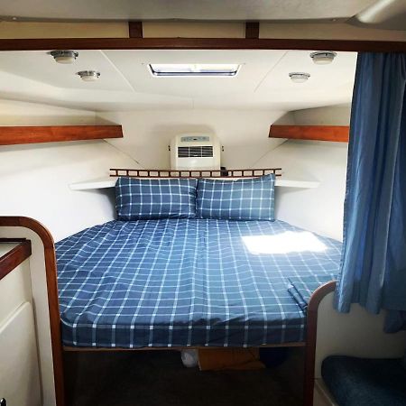 Cozy Private Two Rooms Yacht In Barcelona - Boat In Port Forum Сан-Адриан-де-Бесос Экстерьер фото